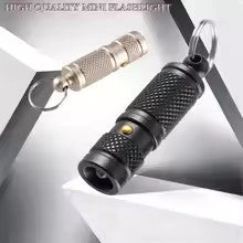 Portable Mini Emergency Keychain Light Aluminum Alloy LED Light EDC Tool Survival Light Outdoor Survival